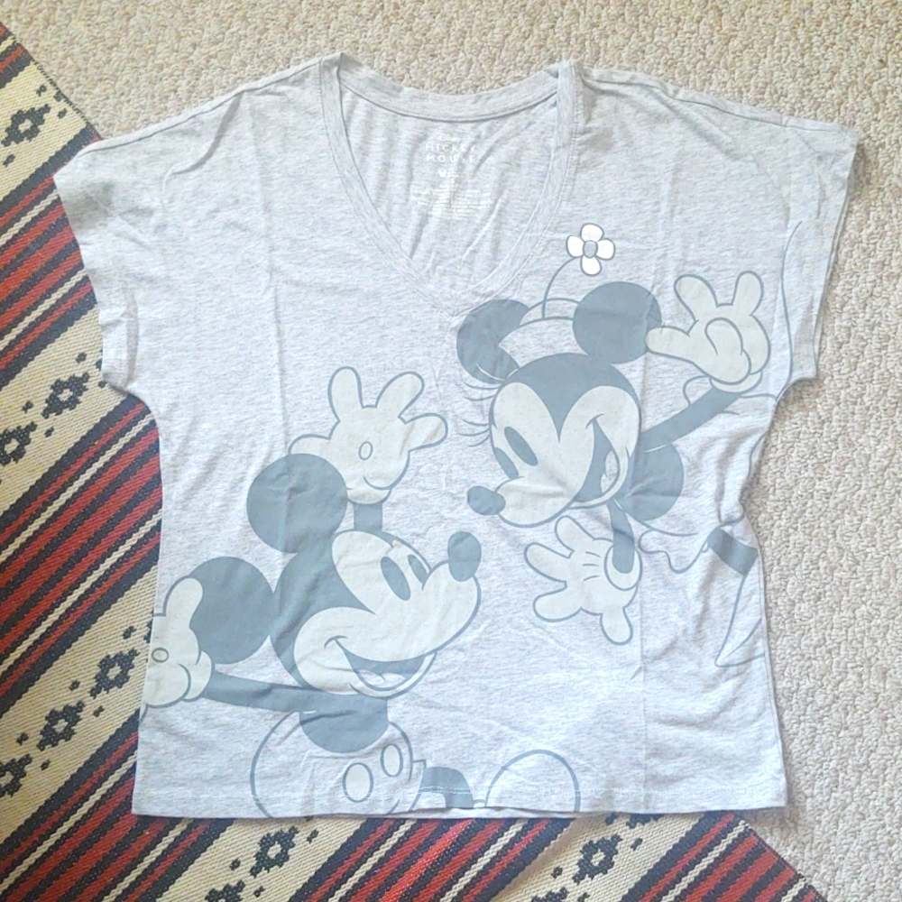 NWOT Mickey & Minnie Mouse Tee